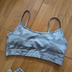 Alphalete sports bra